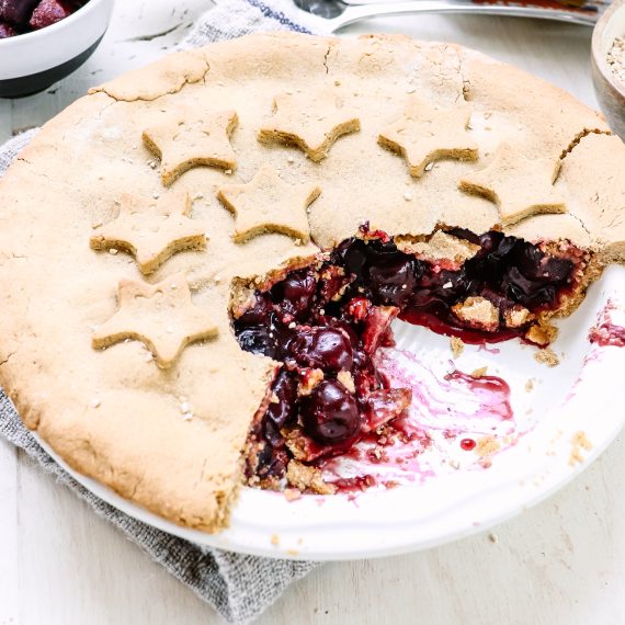 Cherry Pie with Oatmeal Crust