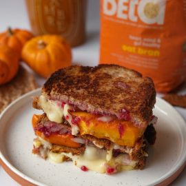 Brie, Pumpkin & Cranberry Toastie with an Oat Bran Crisp